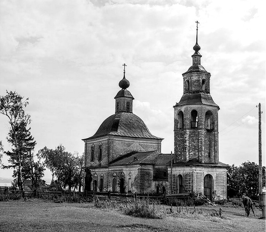 Церковь Рождества Пресвятой Богородицы, Сынково (Галичский район, Костромская область). архивная фотография, Фото 1967г Из архива Ильи Гольберга