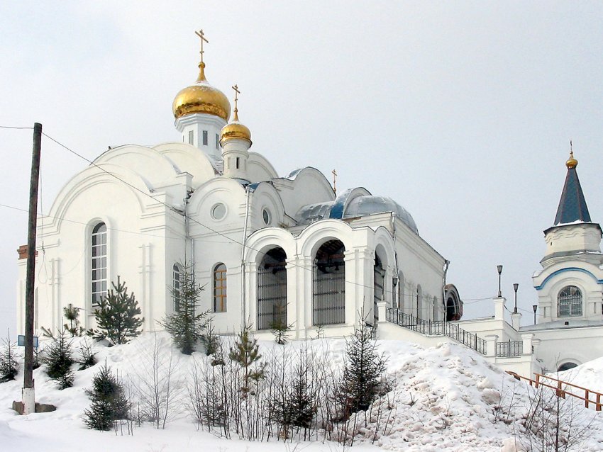 Кафедральный собор Серафима Саровского, Златоуст (Златоуст, город, Челябинская область). фасады