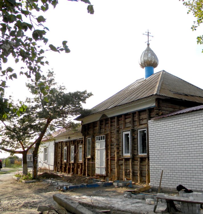 Ахтубинск. Церковь Чуда Михаила Архангела. общий вид в ландшафте