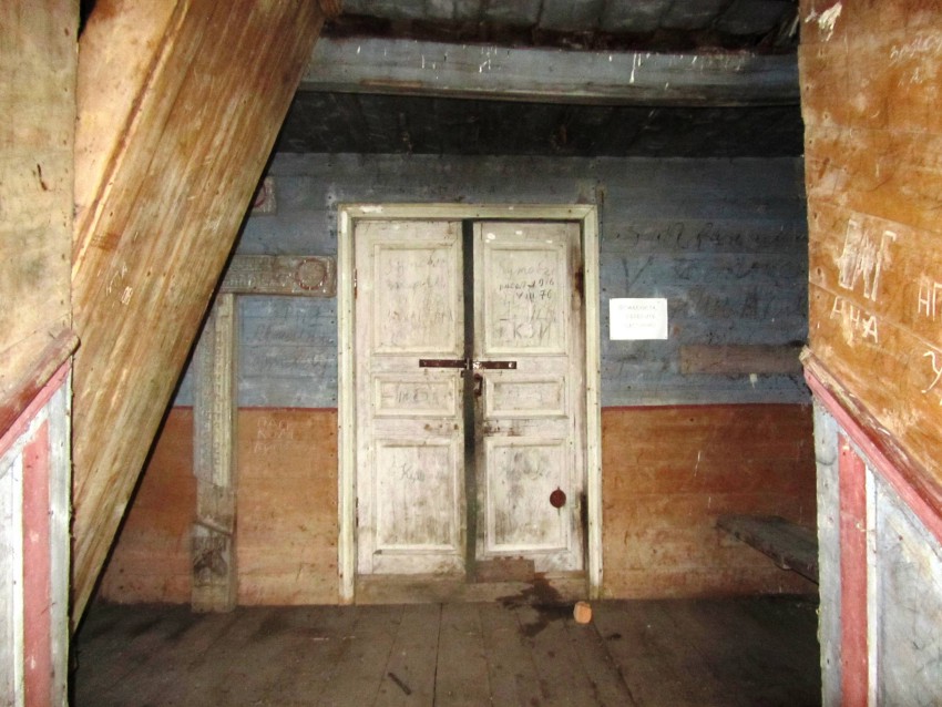 Часовня Михаила Архангела, Грихневская (Каргопольский район, Архангельская область). интерьер и убранство, прихожая