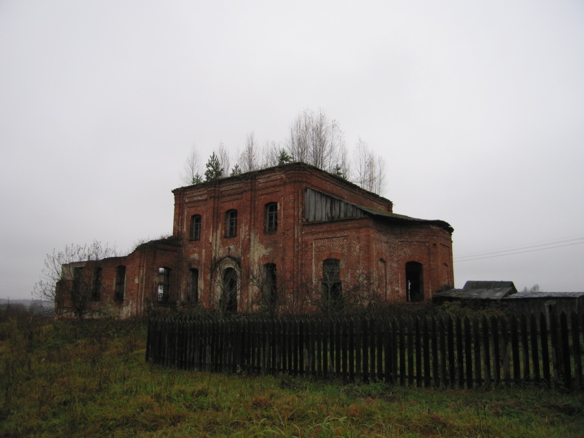 Церковь Рождества Христова, Слободка (Угранский район, Смоленская область). фасады