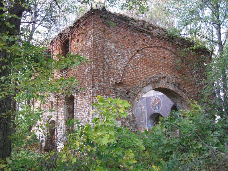 Юрьево. Церковь Спаса Преображения. фасады, Вид с юго-востока