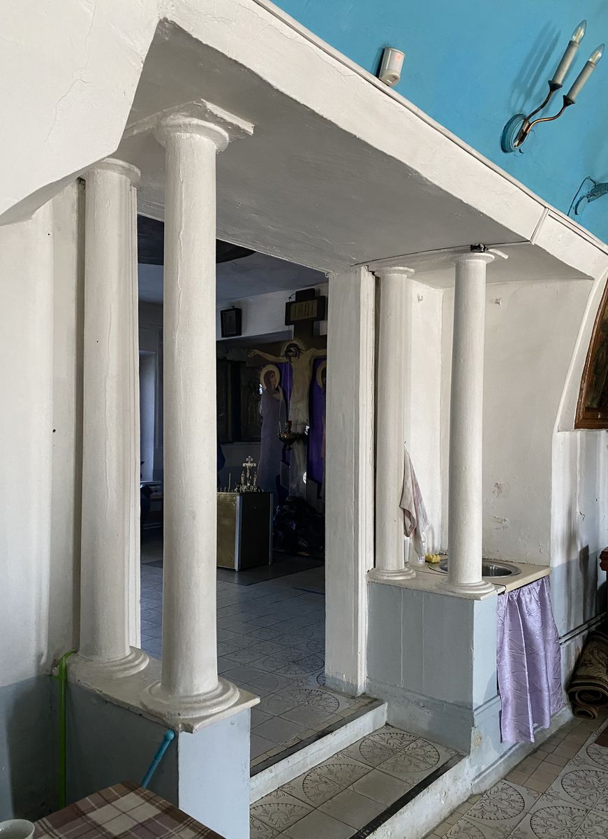 Проход из южного придела в главный объём, интерьер и убранство. Церковь Воздвижения Креста Господня, Нерехта (Нерехтский район, Костромская область)