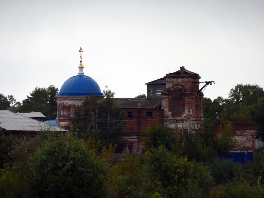 Церковь Тихвинской иконы Божией Матери, Козьмодемьянск (Козьмодемьянск, город, Республика Марий Эл). фасады, Ведутся восстановительные работы. В 2014 году установлен купол