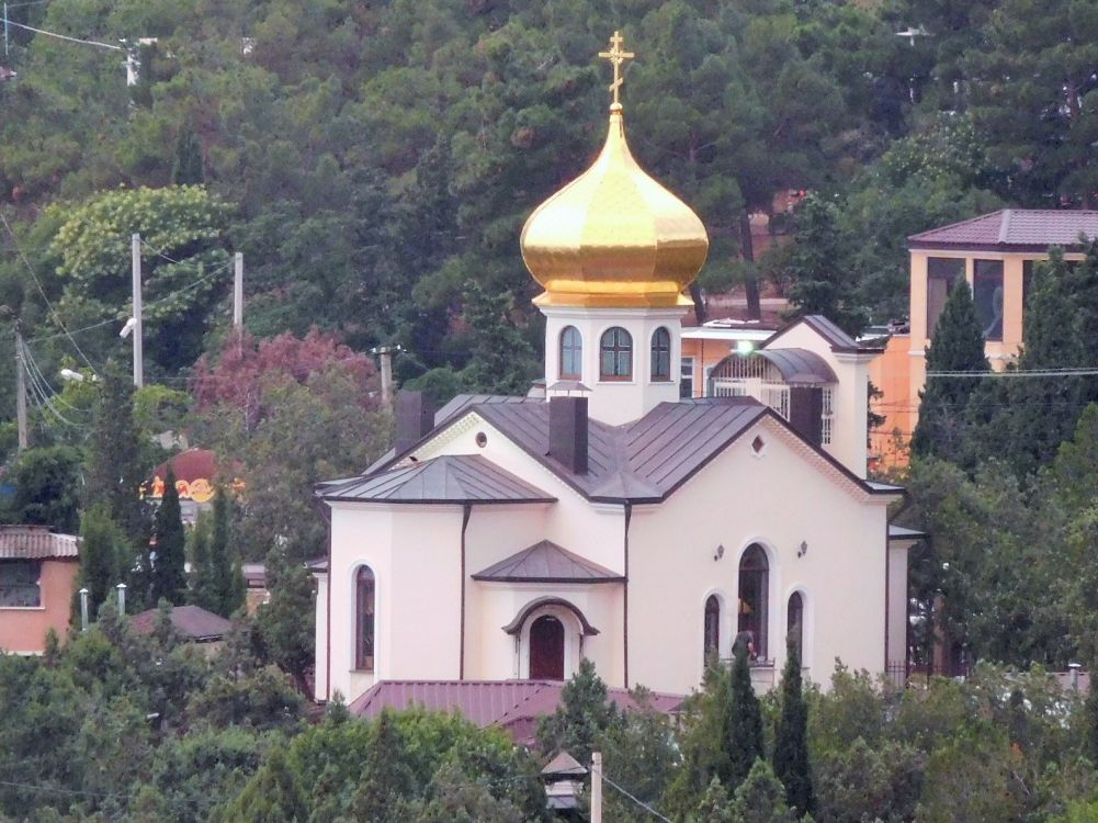 Храм святителя Луки в новом свете