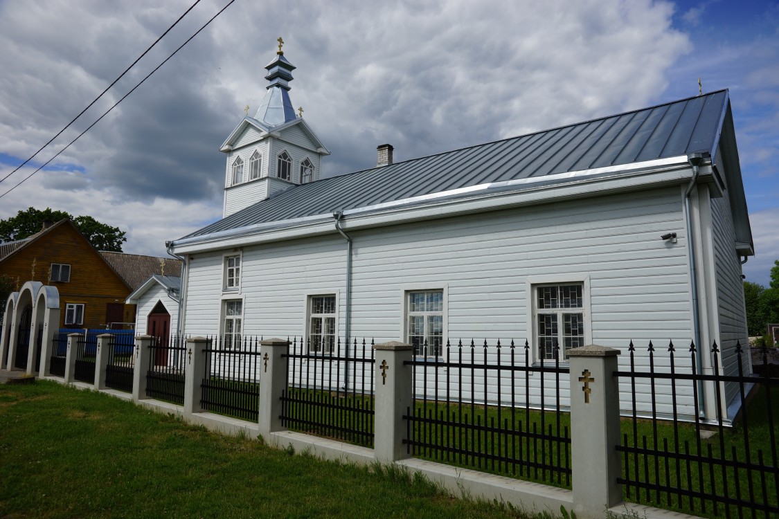 Калласте (Kallaste). Моленная Успения Пресвятой Богородицы. фасады