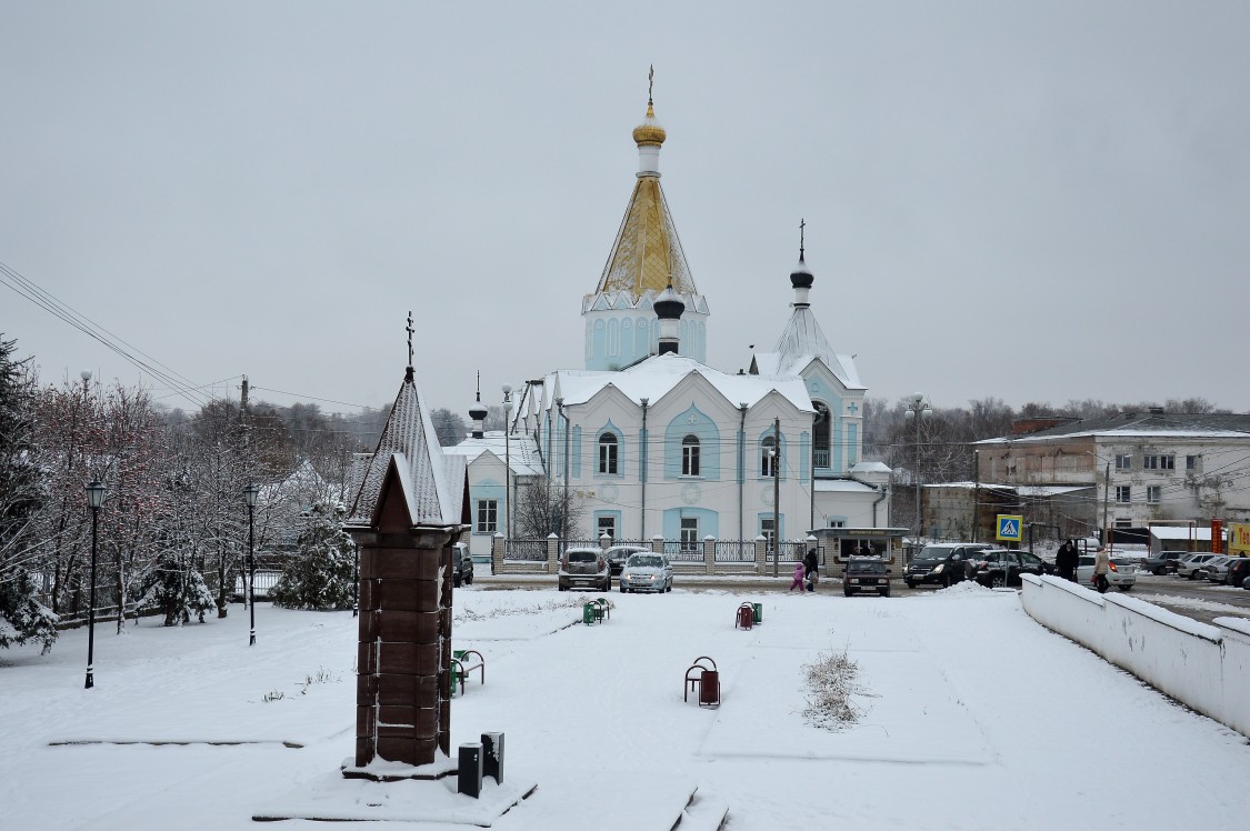 Богородск. Церковь Покрова Пресвятой Богородицы. общий вид в ландшафте