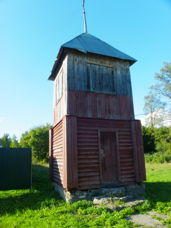 Церковь Успения Пресвятой Богородицы (новая), Выбор (Новоржевский район, Псковская область). дополнительная информация, Колокольня