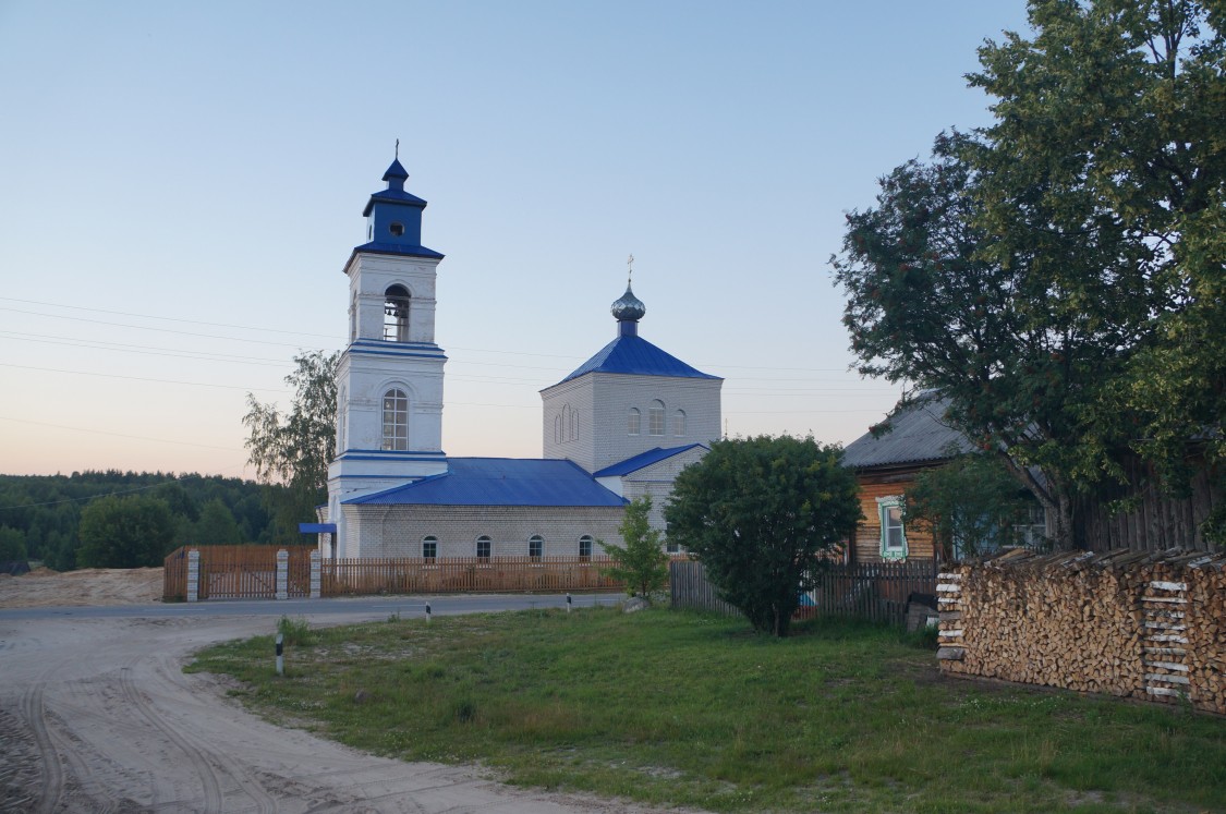 Церковь Тихвинской иконы Божией Матери, Ильино-Заборское (Семёновский ГО, Нижегородская область). фасады