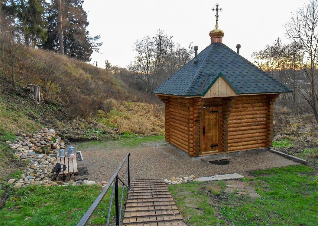 Часовня-купальня Казанской иконы Божией Матери, Глебово (Истринский городской округ и ЗАТО Восход, Московская область). фасады