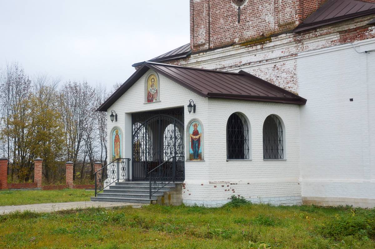 Церковь Николая Чудотворца, Круги (Егорьевский городской округ, Московская область). архитектурные детали