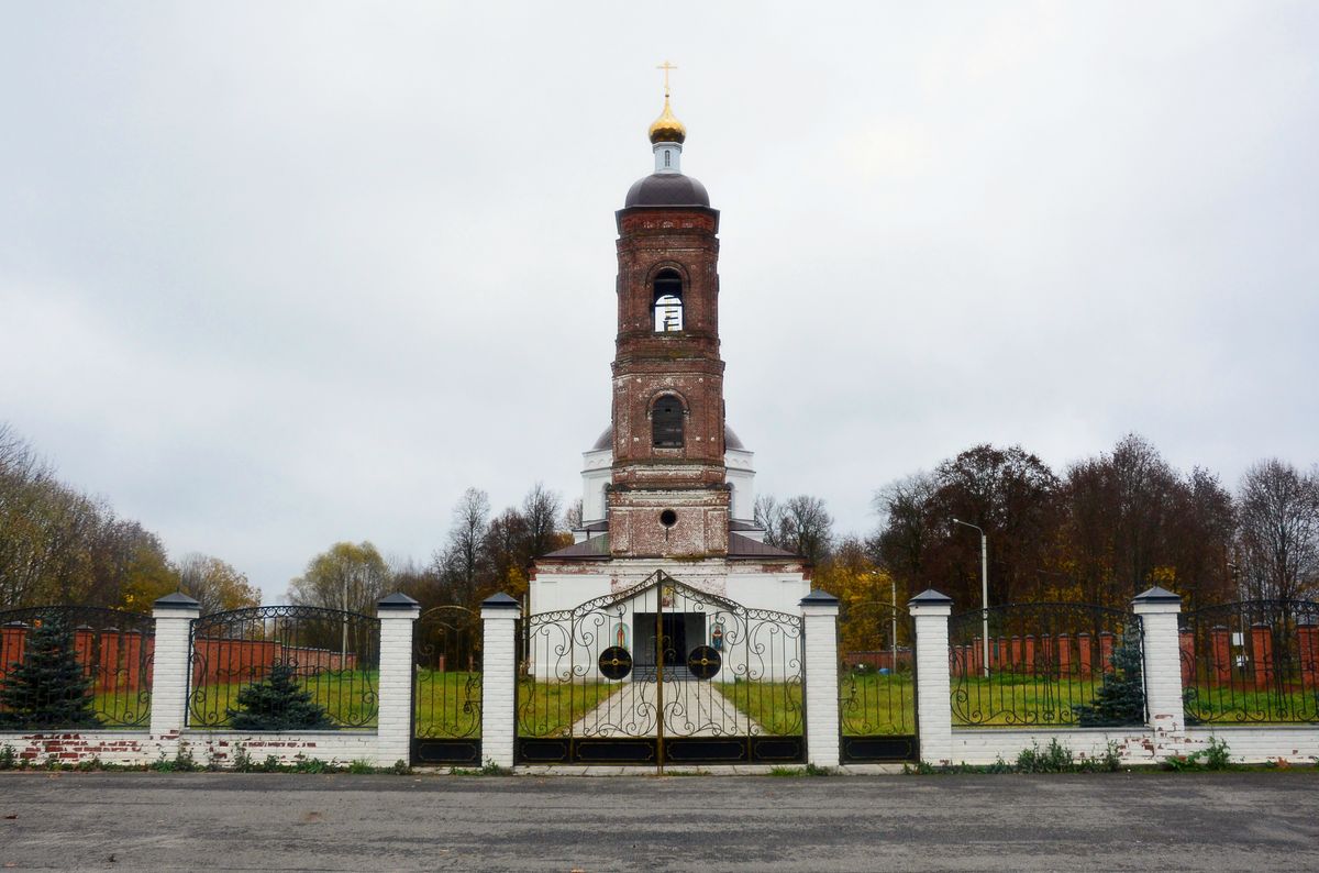 Церковь Николая Чудотворца, Круги (Егорьевский городской округ, Московская область). общий вид в ландшафте