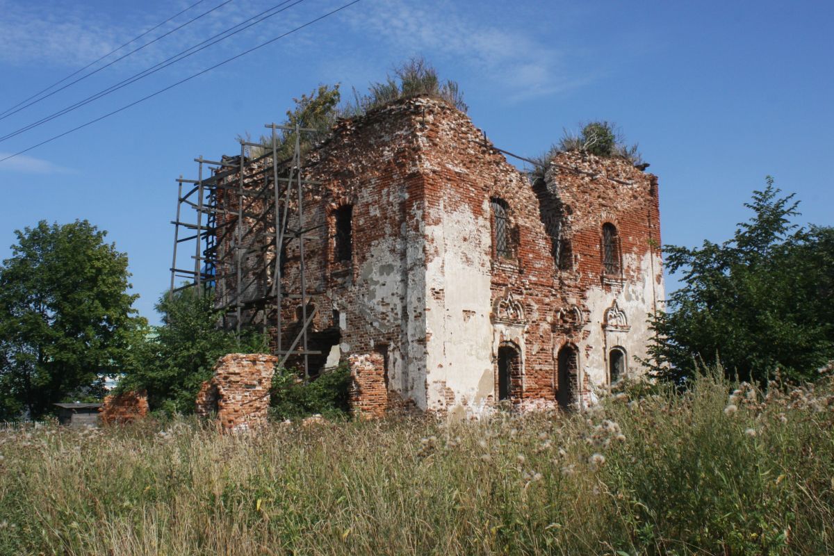 Носовское. Церковь Воскресения Христова. фасады