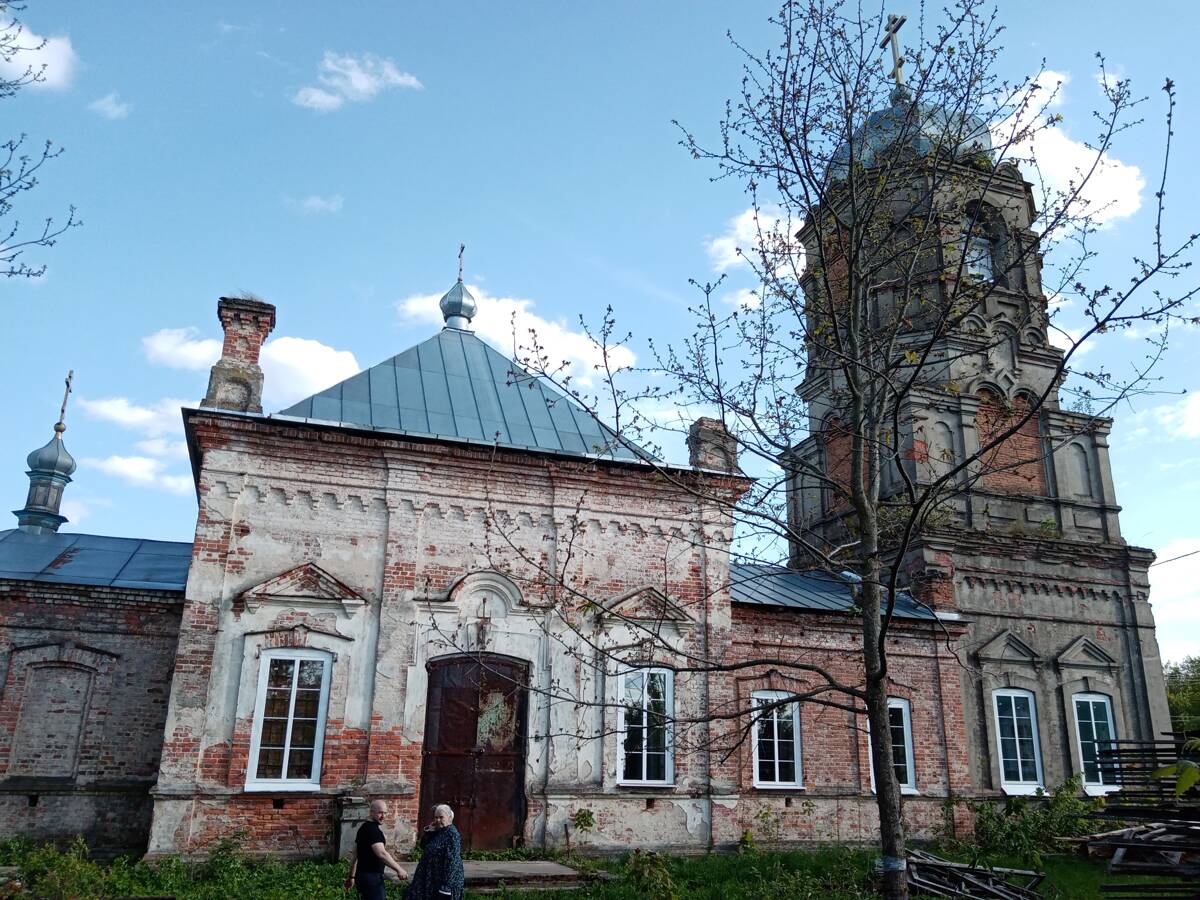 Церковь Николая Чудотворца, Злынка (Злынковский район, Брянская область). фасады, Вид на храм с севера