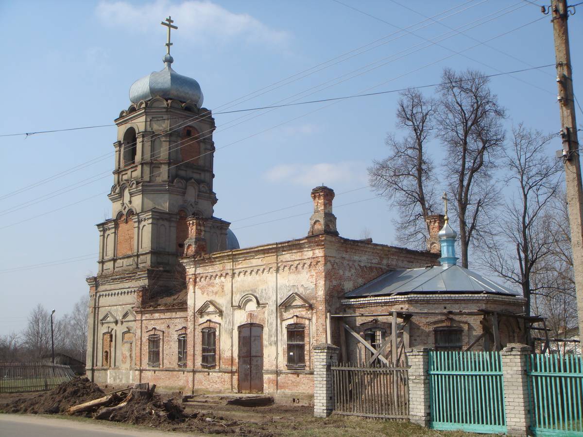 Церковь Николая Чудотворца, Злынка (Злынковский район, Брянская область). фасады, Вид на храм с юго-востока