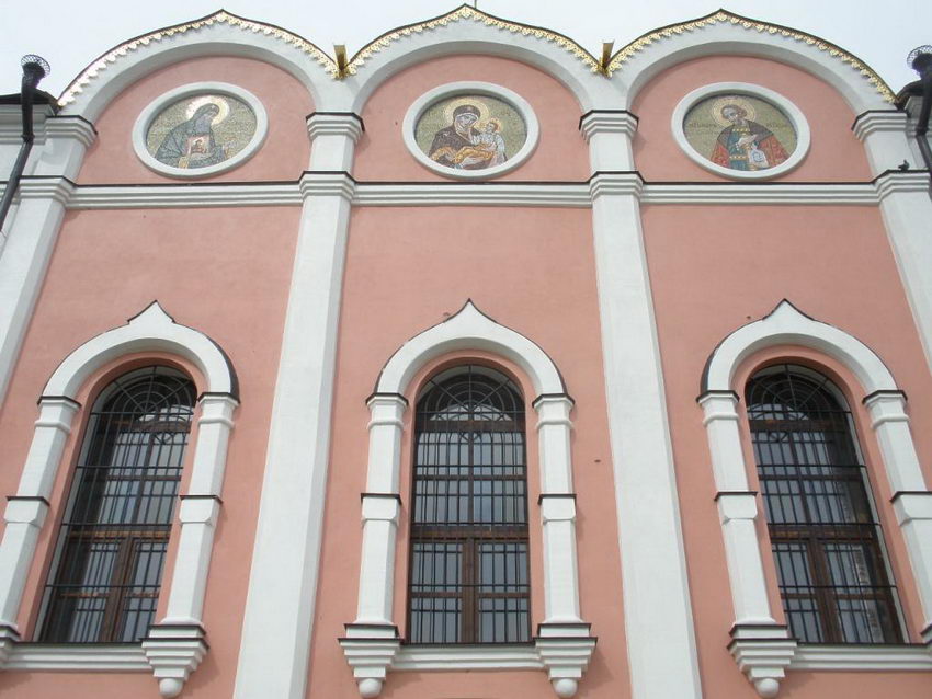 Иоанно-Богословский монастырь. Собор Успения Пресвятой Богородицы, Пощупово (Рыбновский район, Рязанская область). архитектурные детали, Фрагмент южного фасада