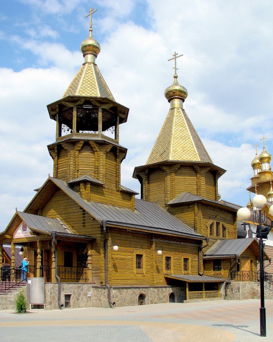 Белгород. Церковь Георгия Победоносца на Харьковской горе. фасады
