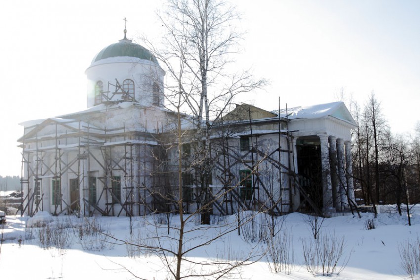 Церковь Михаила Архангела, Очёр (Очёрский район, Пермский край). фасады, Вид с северо-запада