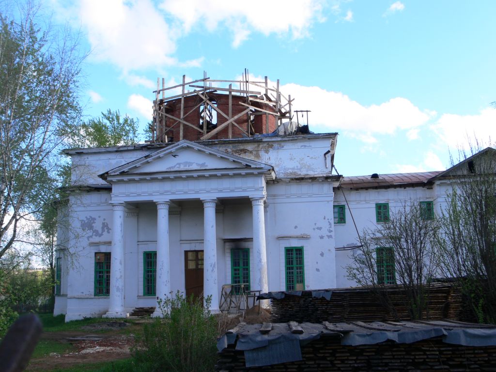 Церковь Михаила Архангела, Очёр (Очёрский район, Пермский край). фасады