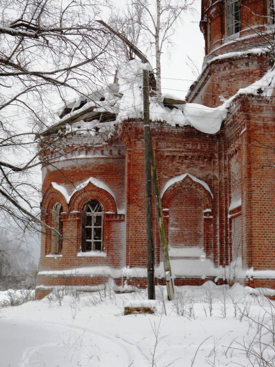 Церковь Благовещения Пресвятой Богородицы, Никулино (Добрянка, город, Пермский край). архитектурные детали, алтарная апсида с северной стороны