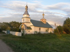 Дуброво. Церковь Рождества Пресвятой Богородицы