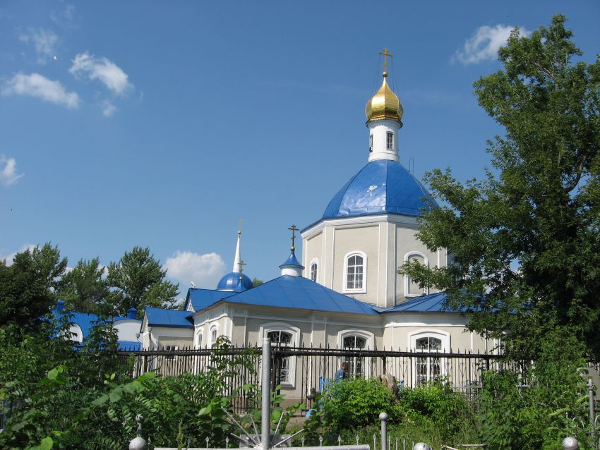 Белгород. Собор Иоасафа Белгородского и Николая Чудотворца. фасады, Общий вид с юго-востока