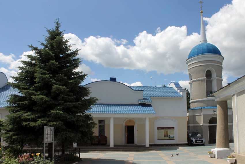 Белгород. Собор Иоасафа Белгородского и Николая Чудотворца. фасады