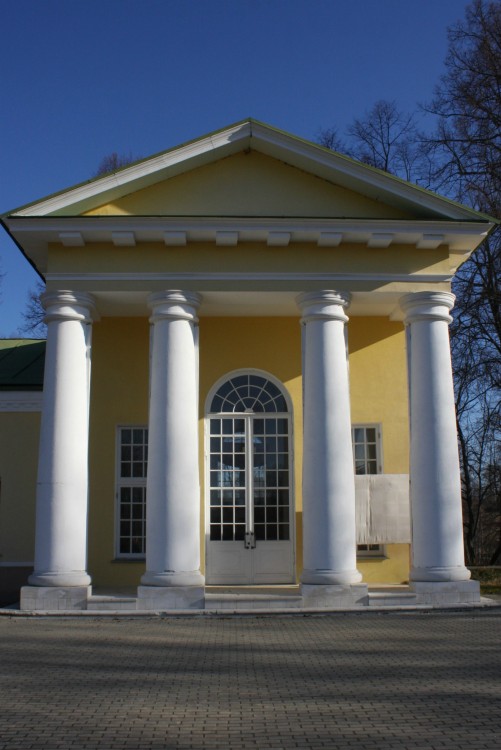 Церковь Сретения Господня, Богородицкое (Вяземский район, Смоленская область). фасады