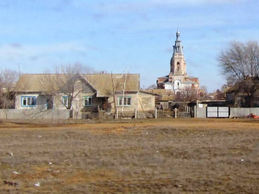 Солёное Займище. Церковь Покрова Пресвятой Богородицы. общий вид в ландшафте, вид с запада