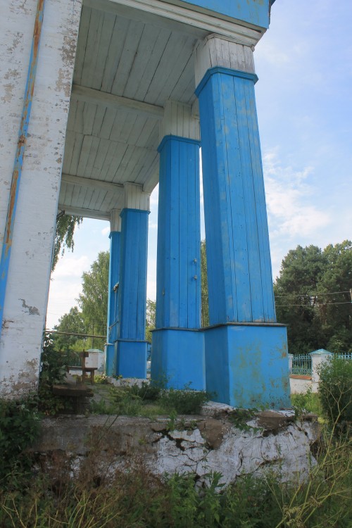 Церковь Михаила Архангела, Шлыки (Частинский район, Пермский край). архитектурные детали