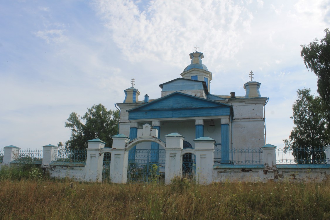 Церковь Михаила Архангела, Шлыки (Частинский район, Пермский край). фасады