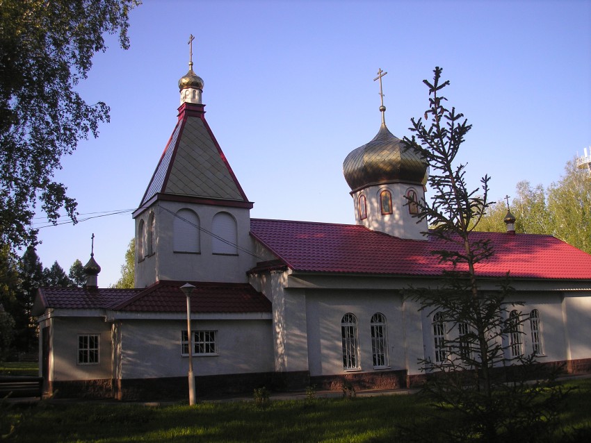 Уфа. Церковь Пантелеимона Целителя в Черниковке. фасады