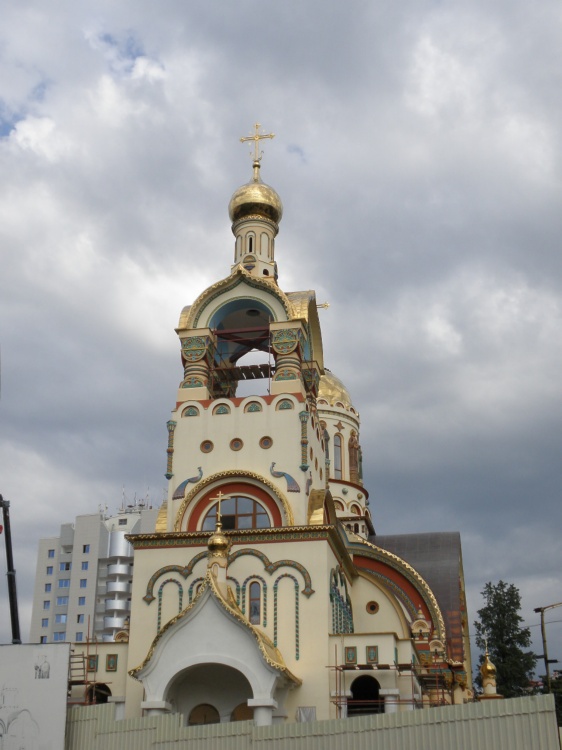 Сочи. Кафедральный собор Владимира равноапостольного. фасады, Вид  с  запада