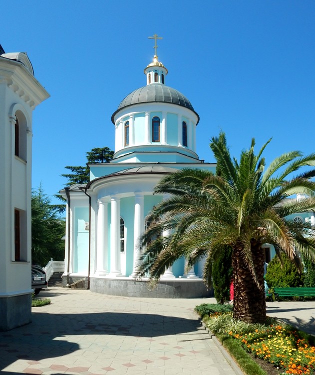 Церковь Иверской иконы Божией Матери, Сочи (Сочи, город, Краснодарский край). фасады