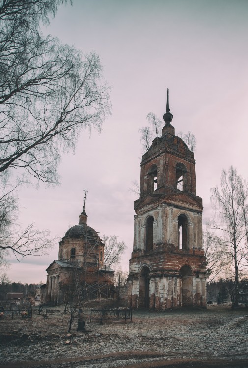 Церковь Рождества Христова, Погорелка (Угличский район, Ярославская область). фасады