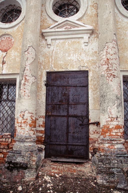 Церковь Рождества Христова, Погорелка (Угличский район, Ярославская область). архитектурные детали