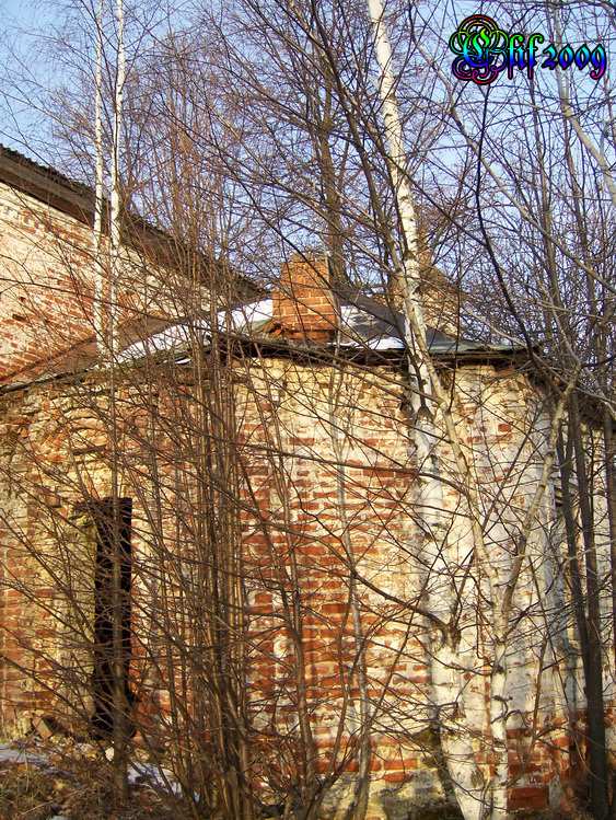 Листьё. Церковь Михаила Архангела. фасады