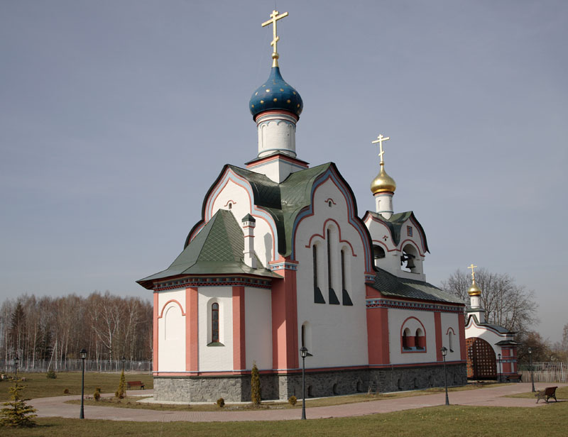 Церковь Покрова Пресвятой Богородицы, Красное (Хвастовичский район, Калужская область). фасады