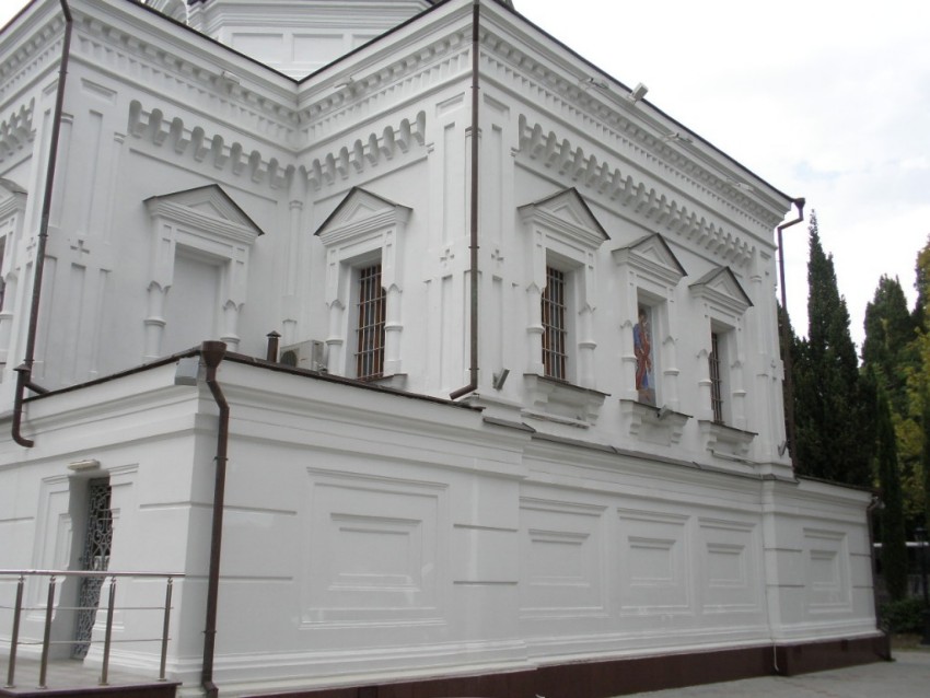 Собор Михаила Архангела, Сочи (Сочи, город, Краснодарский край). архитектурные детали, Восточный фасад собора