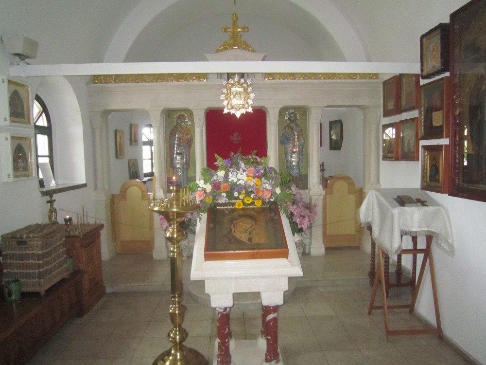 Церковь Николая Чудотворца, Никулино (Истринский городской округ и ЗАТО Восход, Московская область). интерьер и убранство, Придел Казанской иконы Божией Матери.Никольский храм  в с.Никулино.