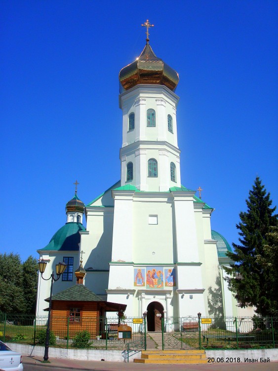 Церковь Троицы Живоначальной, Слоним (Слонимский район, Беларусь, Гродненская область). фасады