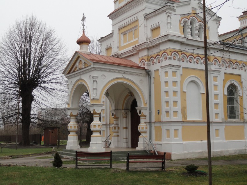 Церковь Троицы Живоначальной, Лиепая (Лиепая, город, Латвия). архитектурные детали