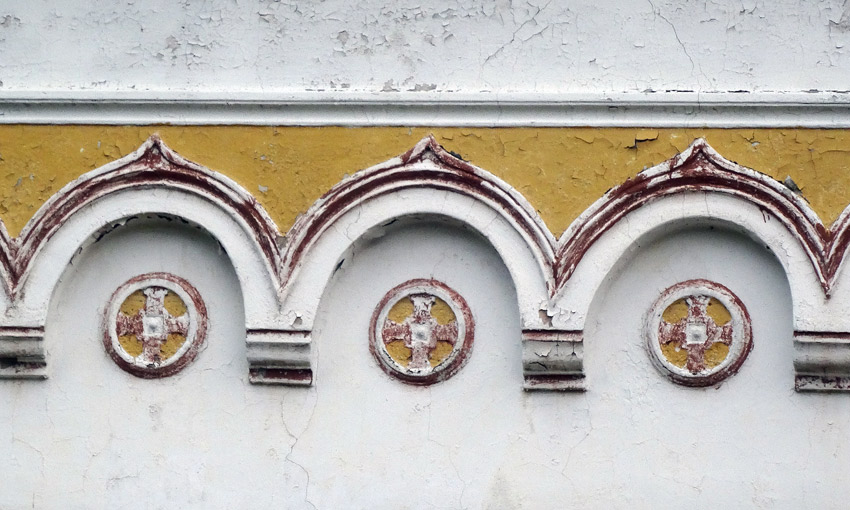 Лиепая. Церковь Троицы Живоначальной. архитектурные детали