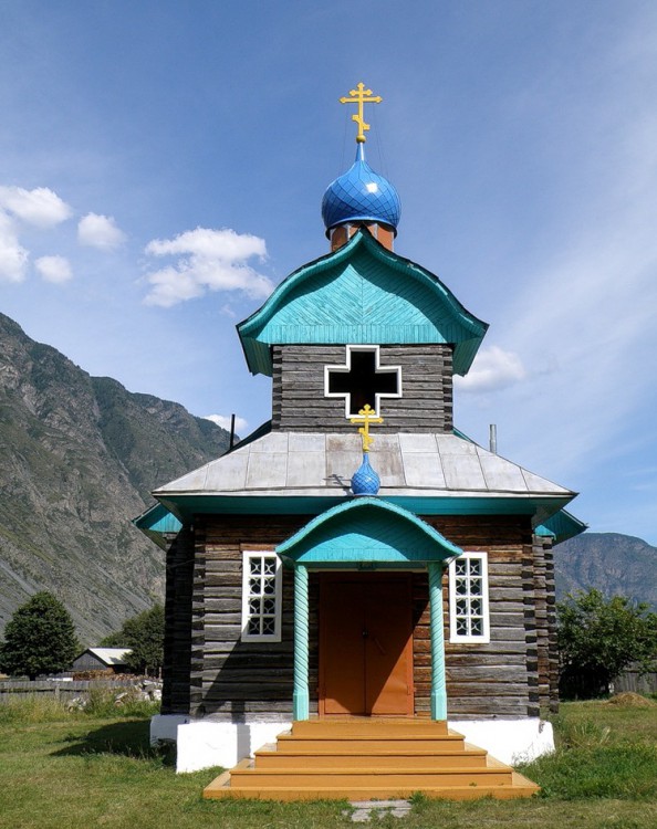 Коо. Церковь Николая Чудотворца. общий вид в ландшафте
