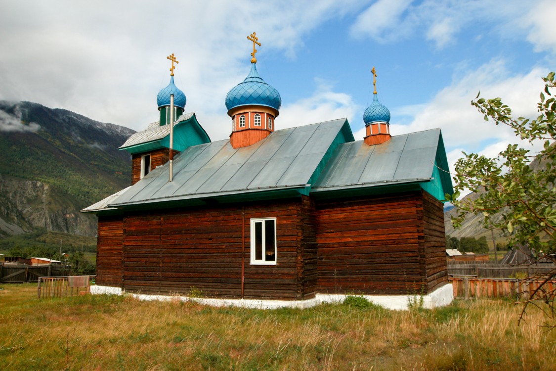 Коо. Церковь Николая Чудотворца. фасады