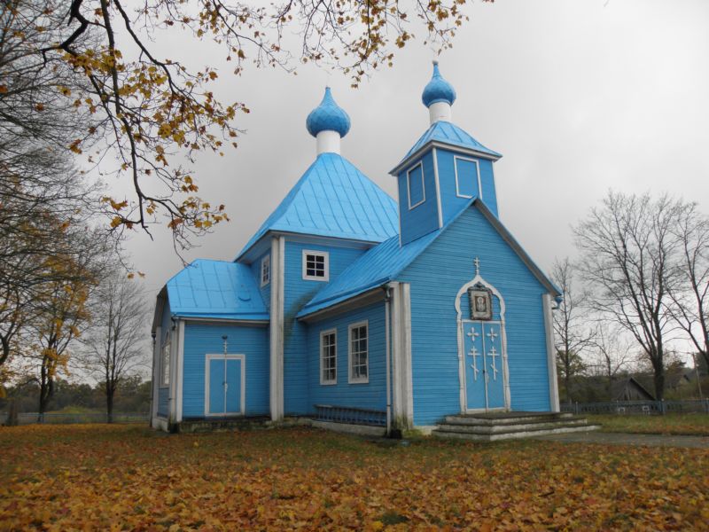 Николаево. Церковь Покрова Пресвятой Богородицы. общий вид в ландшафте