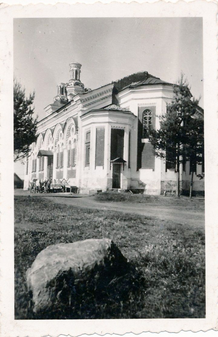 Фото 1941 г. с аукциона e-bay.de, архивная фотография. Церковь Успения Пресвятой Богородицы, Победа (Шумилинский район, Беларусь, Витебская область)