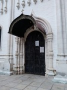 Церковь Воскресения Словущего, вход в церковь<br>, Павловская Слобода, Истринский городской округ и ЗАТО Восход, Московская область
