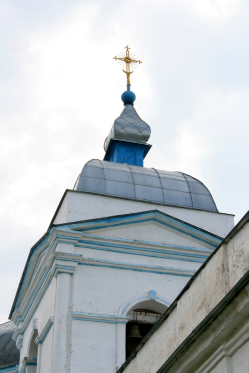 Церковь Димитрия Солунского, Безопасное (Труновский район, Ставропольский край). архитектурные детали