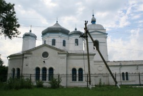 Безопасное. Церковь Димитрия Солунского